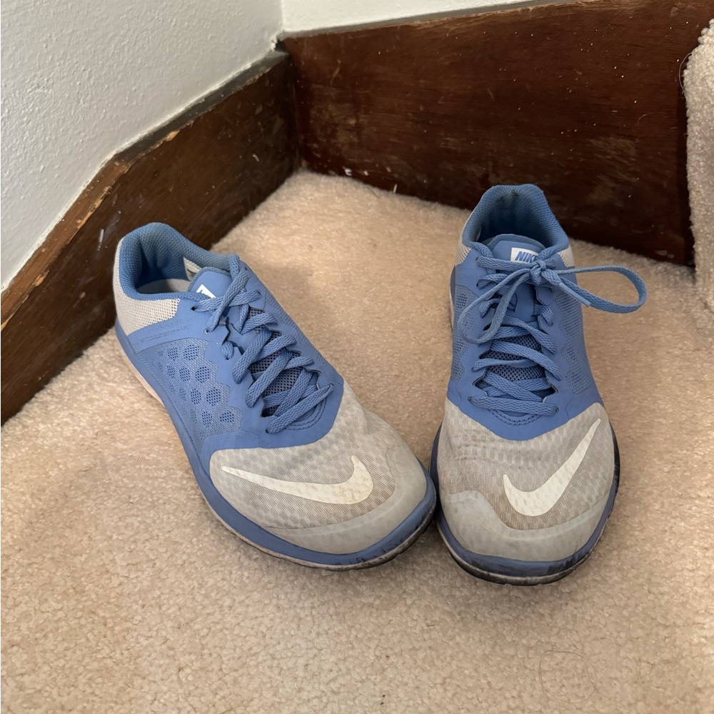 Nike light blue FS Lite Run 3
